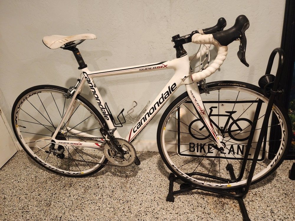 🔥🚲🔥Cannondale SuperSix 3 Size 51cm(fits 5'2/5'8)🔥🚲🔥