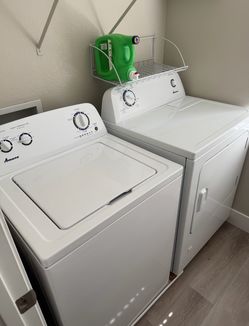 Amana wash and dryer
