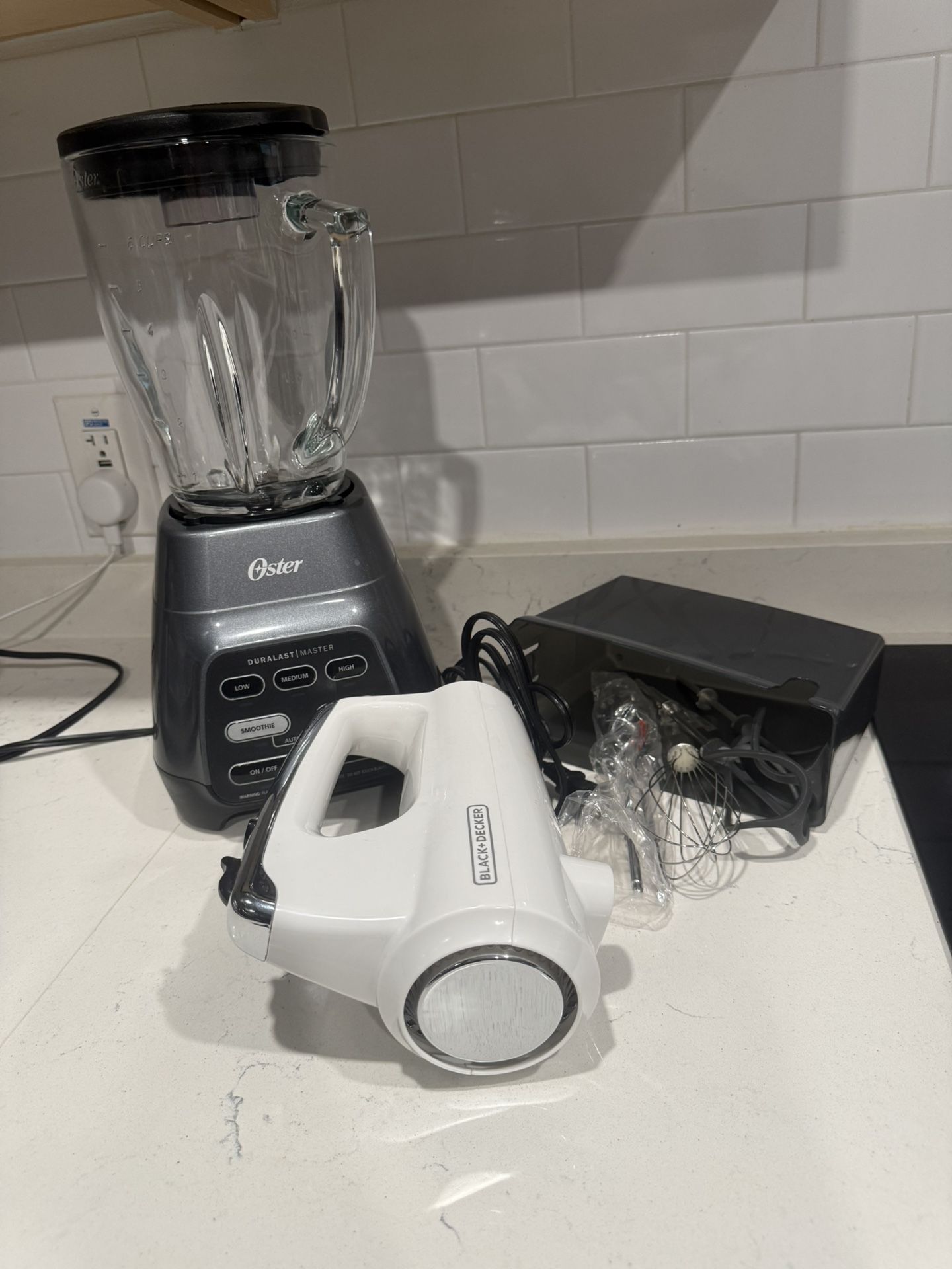 Blender/Food Chopper + Mixer beaters (Bundle For 1 Price)