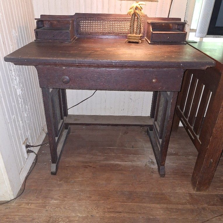Desk, Antique