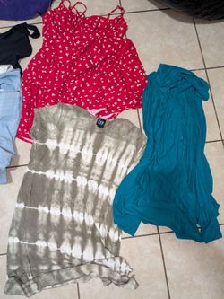 Women's Clothing Bundle – Mixed Tops