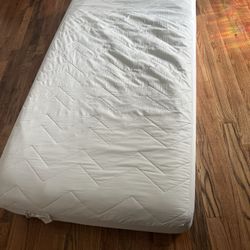 Like New Twin Mattress