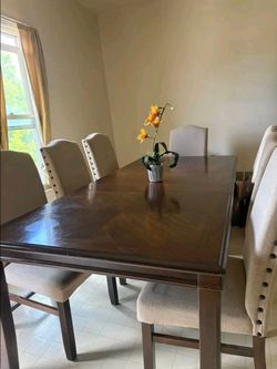 Dinning set table