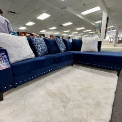 SECTIONAL AVAILABLE IN BLUE, BLACK & GREY MICRO FIBER ON SALE 🚨