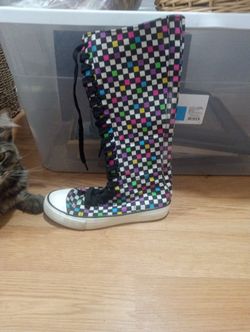 High Tops Size 6