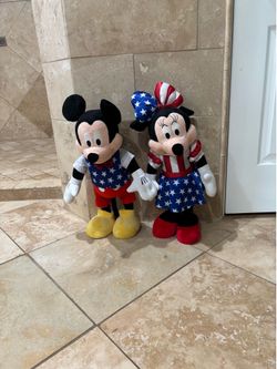 Minnie, mouse and Mickey Mouse