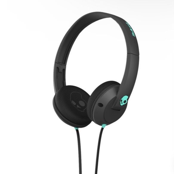 Lot of 4 Brand New Skullcandy Supreme Sound Uprock Mic Headphone in Black