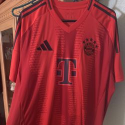 Bayern Jersey 2XL NWOT