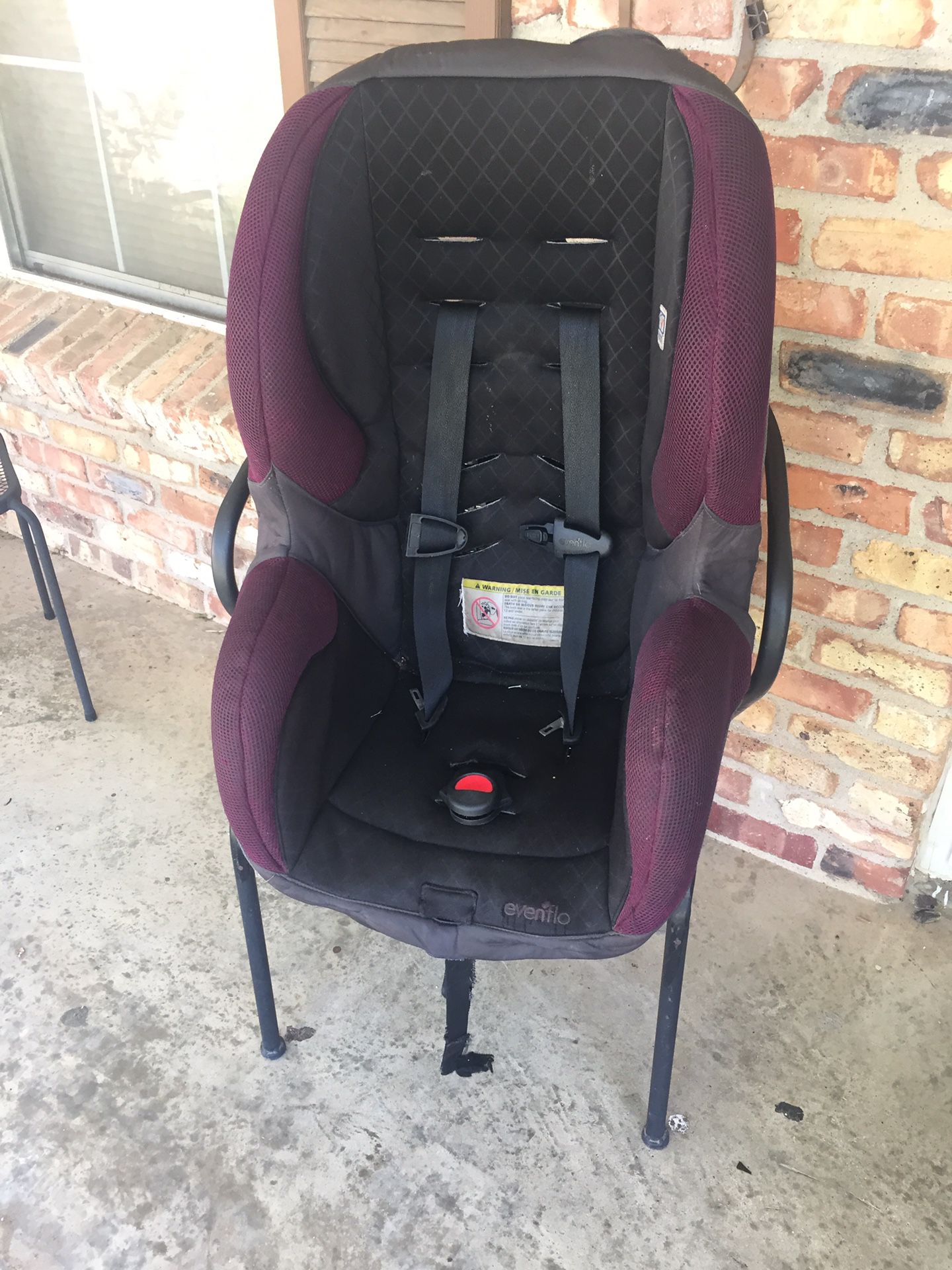 Purple convertible car seat