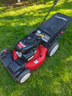 Troy Bilt Honda self propelled lawn mower