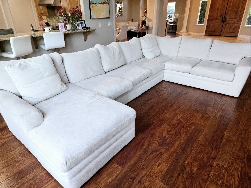 LARGE SECTIONAL SOFA