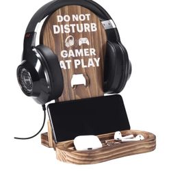 Wooden gaming headphone stand, BRAND NEW 