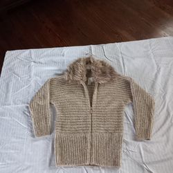 Spiegel Ladies Nearly-New Used Condition Thigh-Length Multi Tan Cable Knit Zip Up Cardigan Sweater with Removable Faux Fur Collar S/M