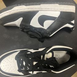 Nike Panda Dunks