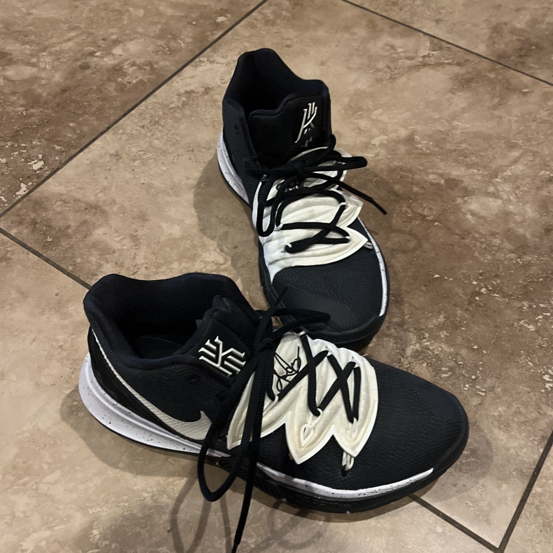 Cheap Kyrie 7.5 Shoes