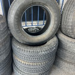 275/70 R18.    (Firestone AT 2) 95% Good 