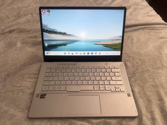 ASUS ROG Zephyrus Moonlight White
