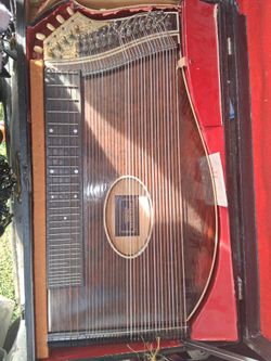 Vintage Consert Zither From The Late 1800s To Early 1900s