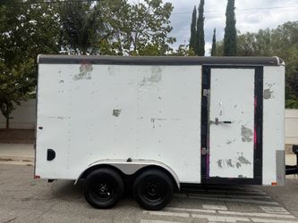 Enclosed Cargo Trailer Tandem Axle