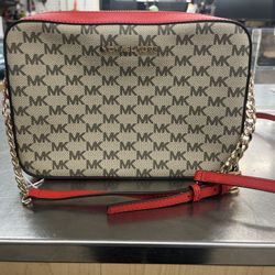 Michael Kors Purse for Sale!!