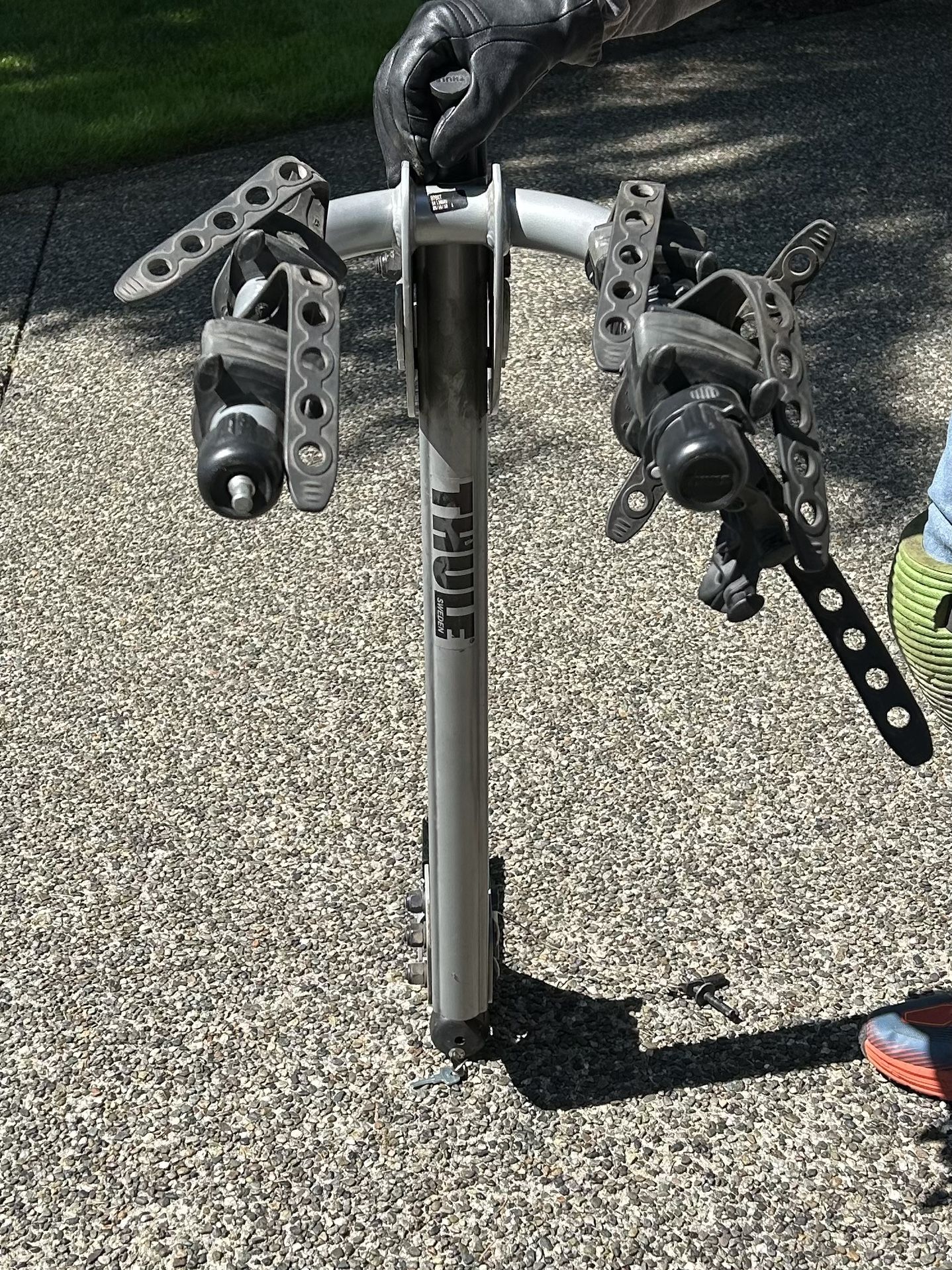 Thule 2 bike rack - hitch mount