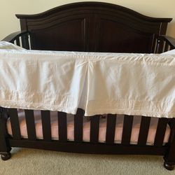 Crib Skirt