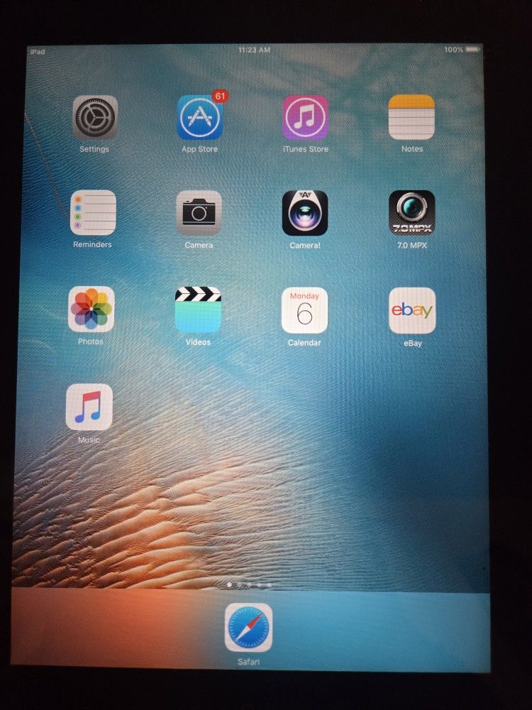 Ipad MODEL Mc770ll/A