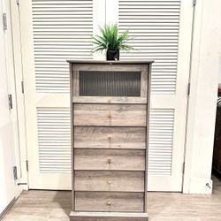 6 Drawer Dresser, 48.7'' Tall Dresser Chest of Drawers with Glass Drawer, 6 Drawer Chest , Ash Grey