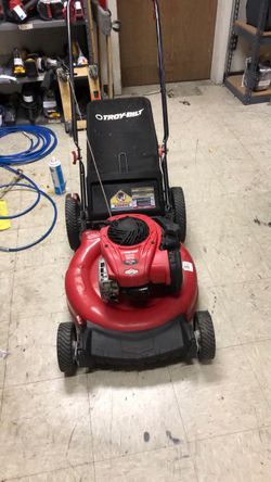 1003 Troy-Bilt Gas Push Lawn Mower 589625