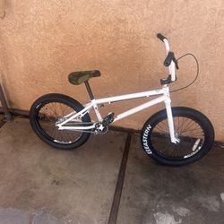 Eastern Trail Digger