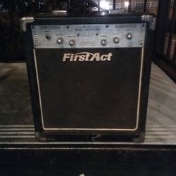 First Act    MA215  BASS  AMPLIFIER