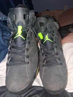 Jordan Air Jordan 6 Men's High Top Lace-Up Basketball Sneaker Multicolor