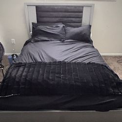 Queen Sized Bed Frame 