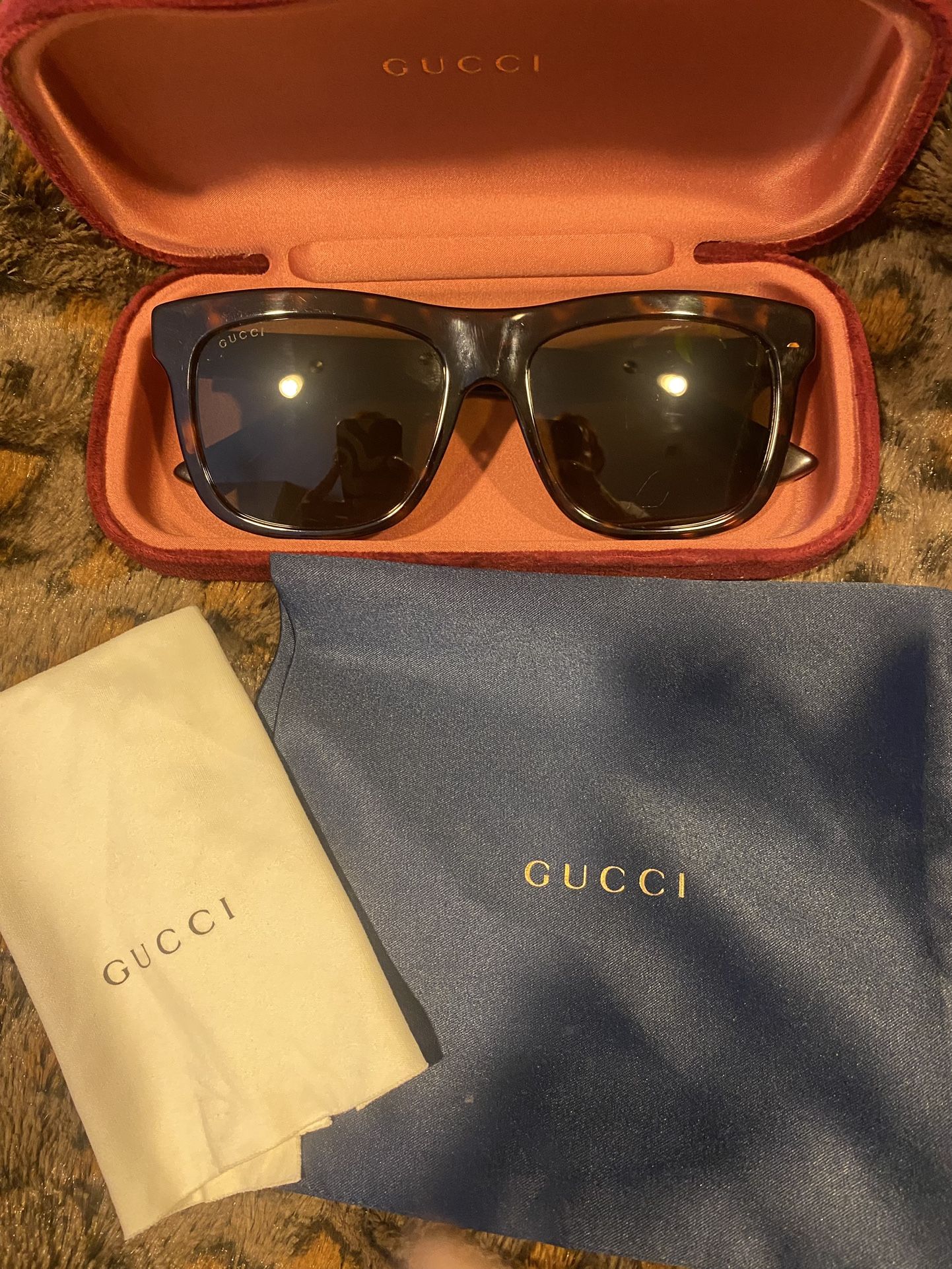 Gucci Sunglasses 