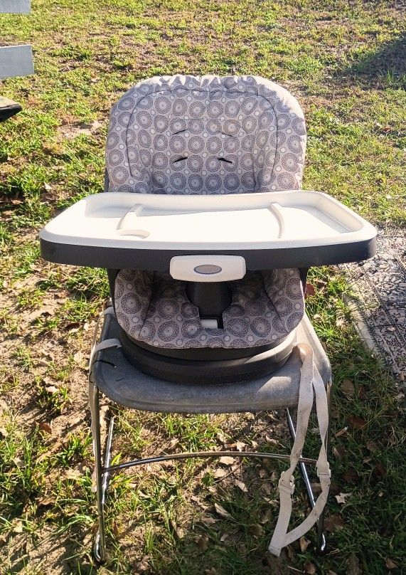 Graco Swiviseat 3 in 1 Booster Seat