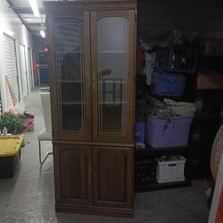 Cabinet glass doors and shelves