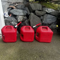 Midwest 5 Gallon Gas Cans For Sale
