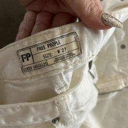 Free People Size 27 Jeans Ripped