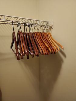 20 Wood Clothe Hangers