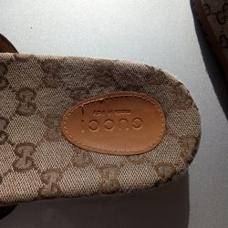 Gucci slides