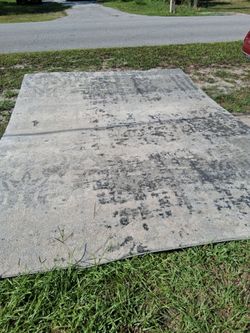 VERY NICE  10 BY 14 AREA RUG
