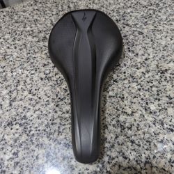 Specialized Saddle (Off Levo SL)