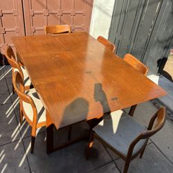 Mid Century Table And Chairs