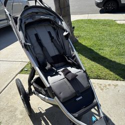 Thule jogging stroller