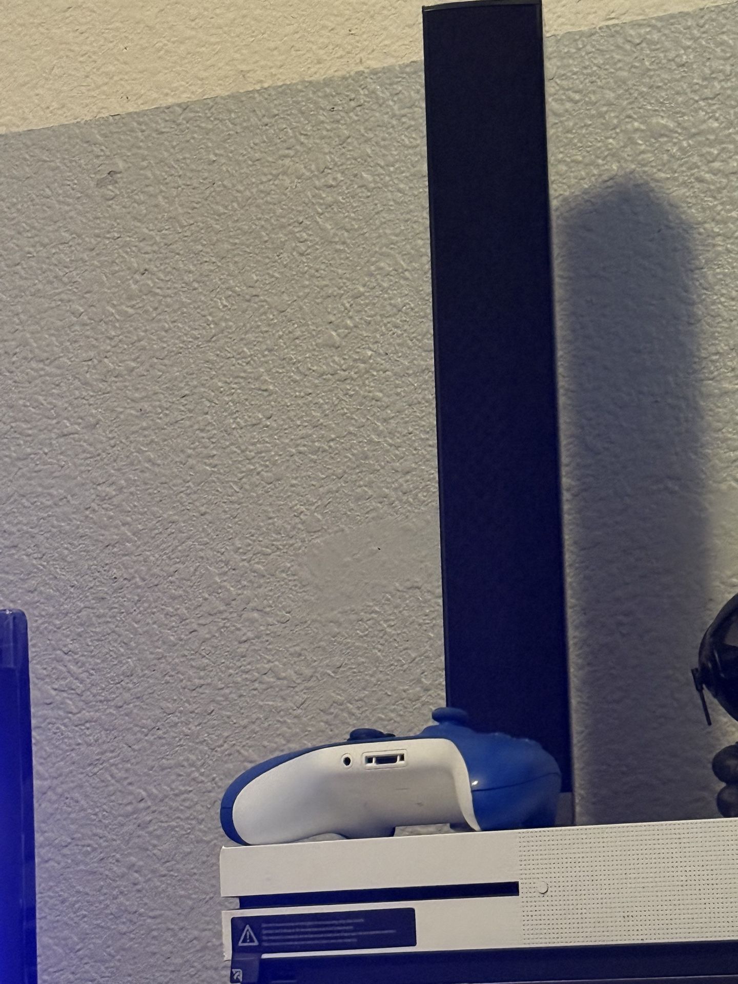 Speaker Bar