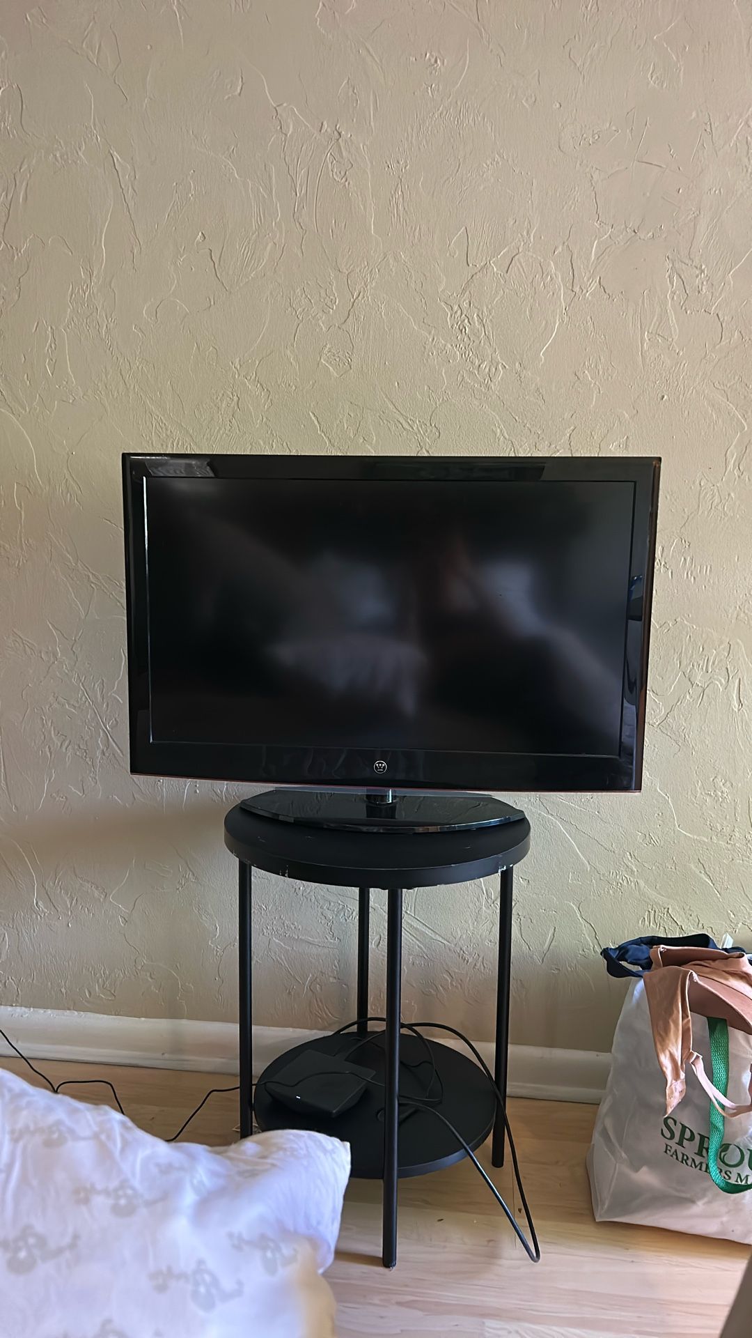 TV