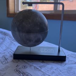 Magnetic Levitation Floating Moon Map 
