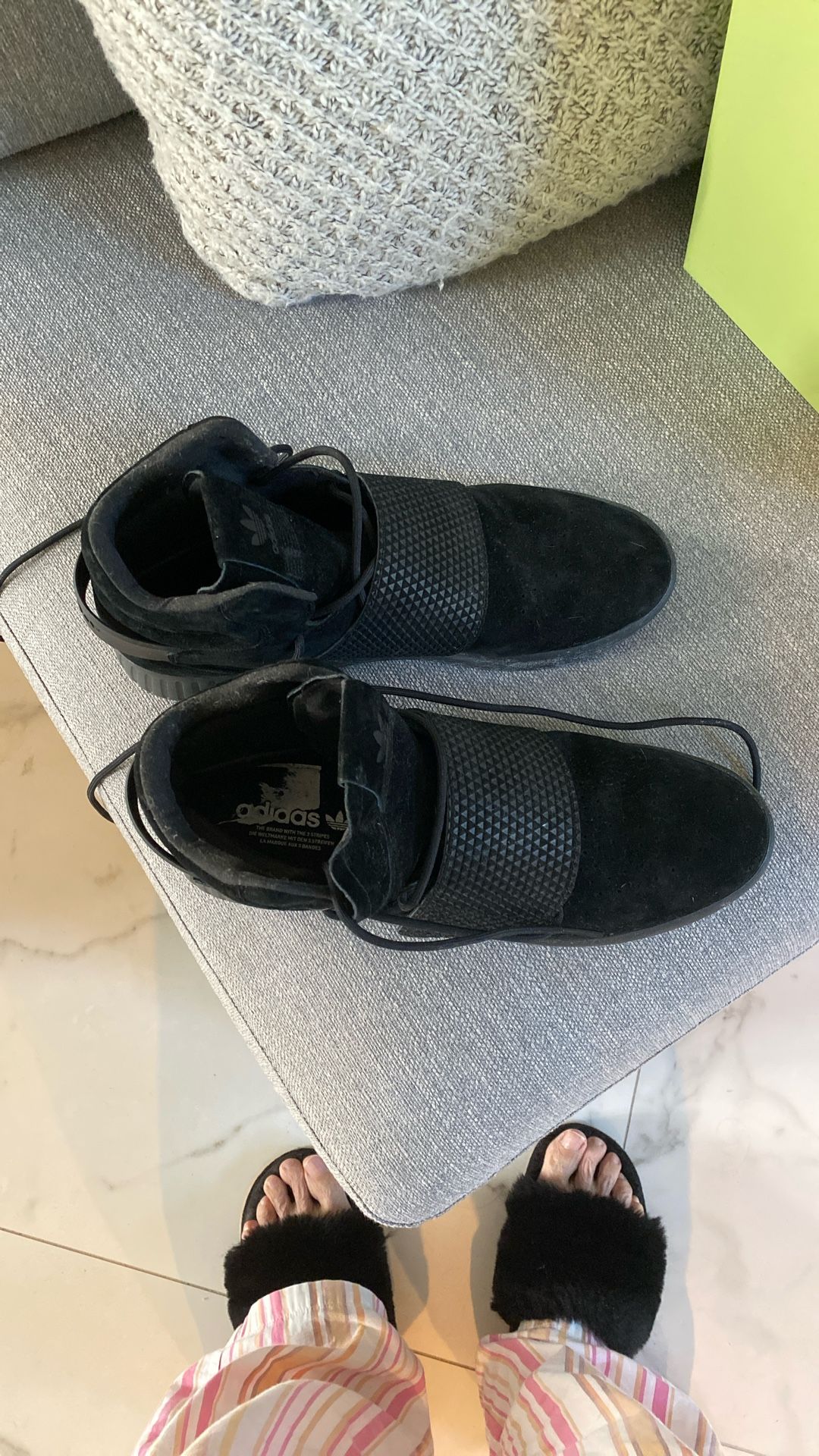 Men’s Black Adidas Sneakers Size 12