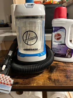 Hoover PowerDash Pet Compact Carpet Cleaner