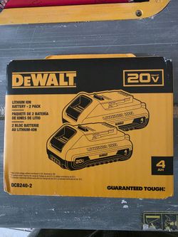 DeWalt 20V MAX Lithium-Ion 4.0Ah Battery 2-Pack DCB240-2
